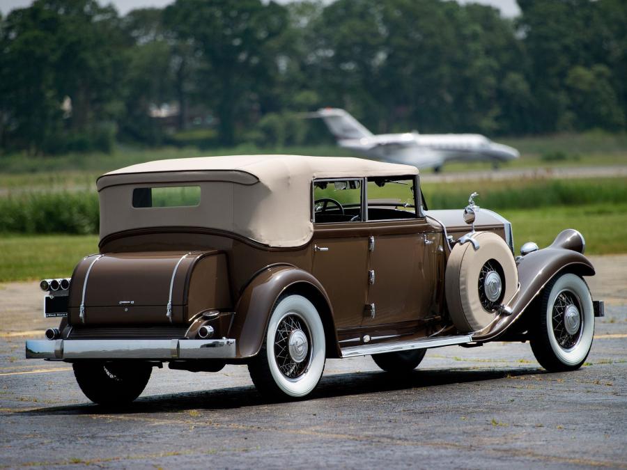  Pierce-Arrow Model 54 Convertible Sedan 1932 года  (фото 10 из 17)